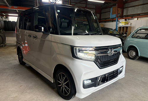 ホンダ N-BOX カスタム GLターボ 4WD